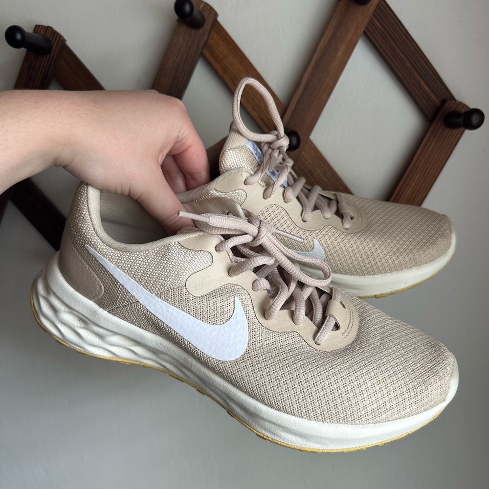 Nike Tan and White Athletic Shoes with Breathable Mesh